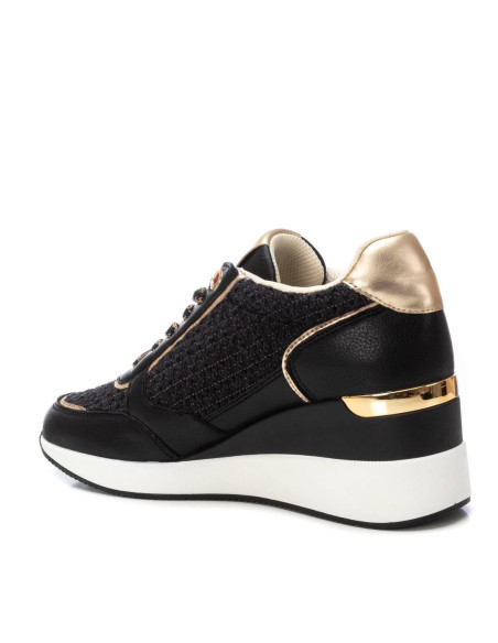 Zapatilla mujer textil estilo crochet con plantilla extraíble cordones - XTI 143930 - negro