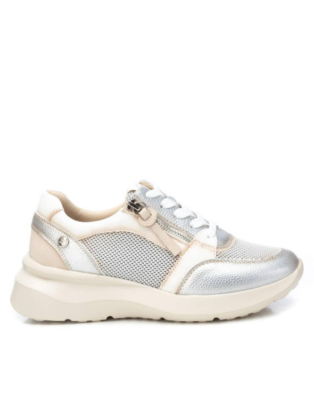 Zapatilla mujer con cierre en cordón y cremallera - XTI 143736 - plata