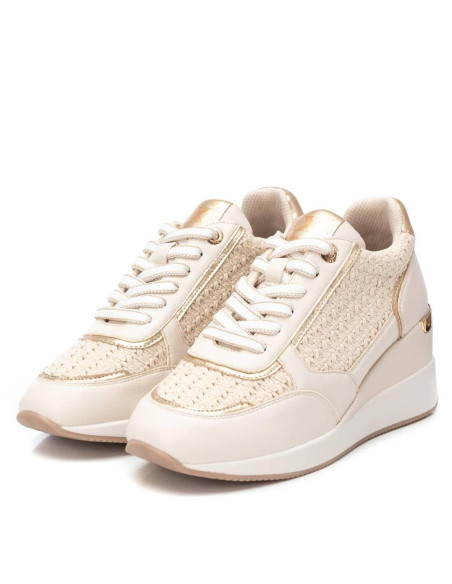 Zapatilla mujer textil estilo crochet con plantilla extraíble cordones - XTI 143930 - beig
