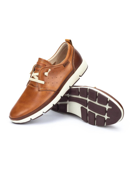 Deportivo con elásticos y calce extra - PIKOLINOS M4A-4266C1- cuero