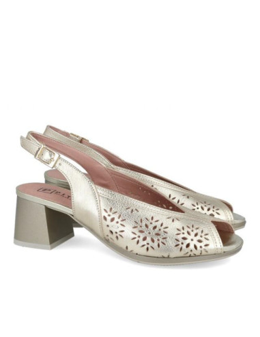 Sandalia con picados en piel laminado - PITILLOS 10532 - oro