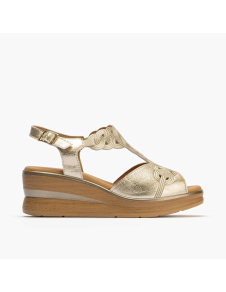 Sandalia plataforma con hebilla en piel - PITILLOS 10350 - oro