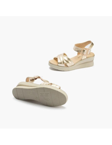 Sandalia plataforma con hebilla en piel - PITILLOS 10364 - oro