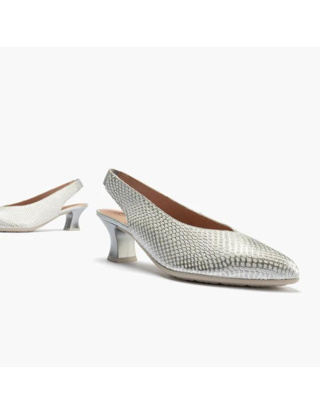 Salón de pico con elástico en piel grabada fantasía - PITILLOS 10510 - plata