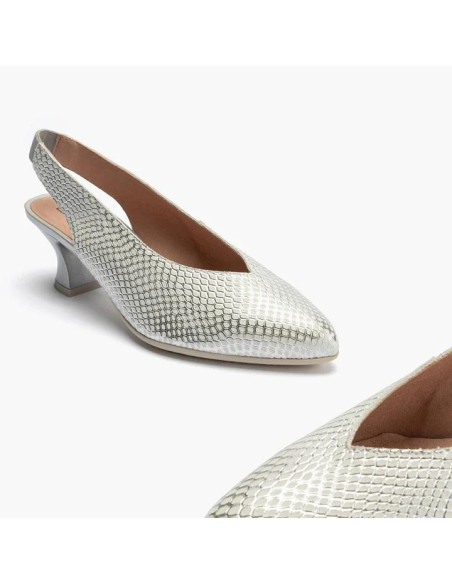 Salón de pico con elástico en piel grabada fantasía - PITILLOS 10510 - plata