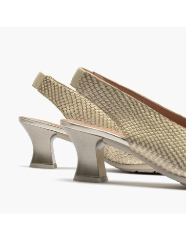 Salón de pico con elástico en piel grabada fantasía - PITILLOS 10510 - oro