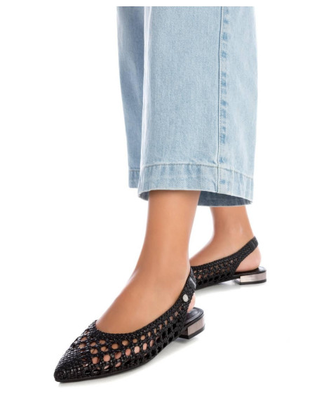 XTI - zapato trenzado negro - 142368