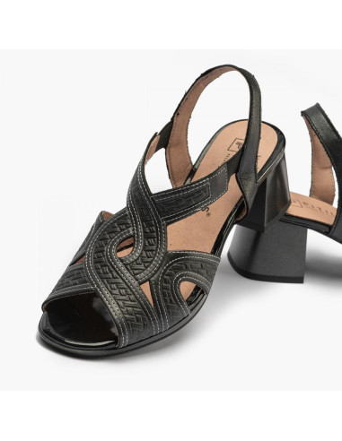 pitillos - sandalia negro tacón - 5690