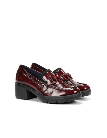 FLUCHOS - Mocasin charol burdeos - F2111
